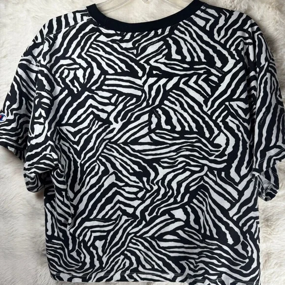 Champion Black & White Zebra Crewneck with Pink Logo Embroidery - Picture 2 of 3